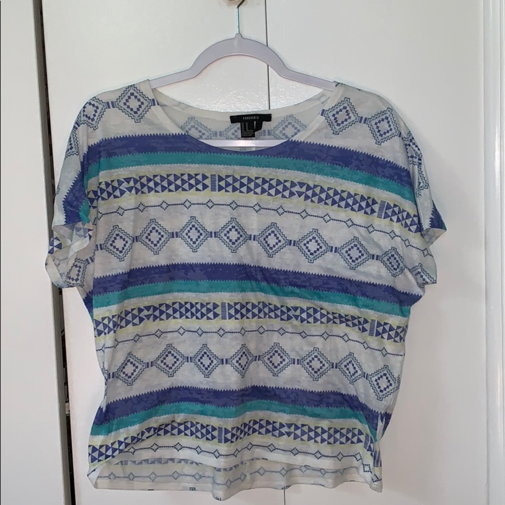 Forever 21 M Geometric Print Short Sleeve Top